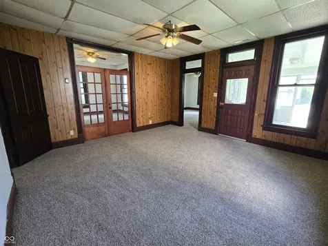 305 S Vine Street Seymour IN 47274