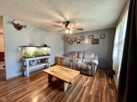 1009 W Walnut Brownstown IN 47220
