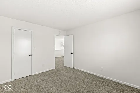 1316 Freemont Lane Greenwood IN 46143
