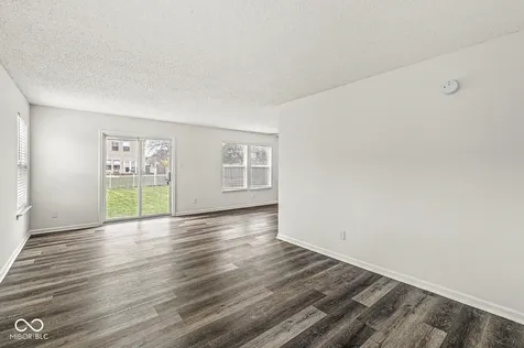 1316 Freemont Lane Greenwood IN 46143