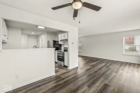 1316 Freemont Lane Greenwood IN 46143
