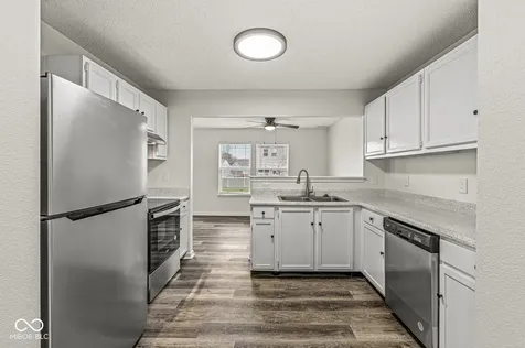 1316 Freemont Lane Greenwood IN 46143