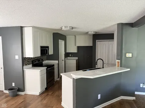 1501 Round Lake Road Greenwood IN 46143