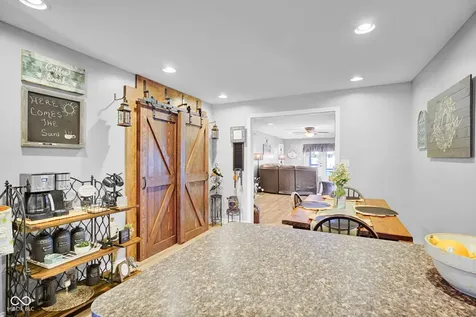 3325 Sycamore Drive Columbus IN 47203