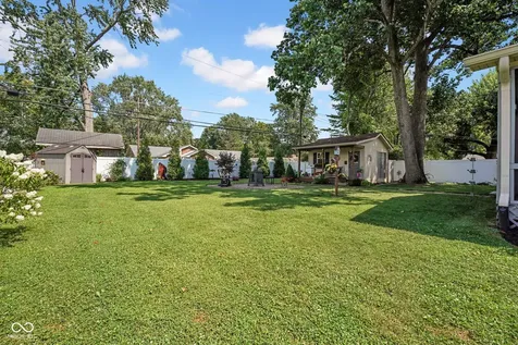 3325 Sycamore Drive Columbus IN 47203