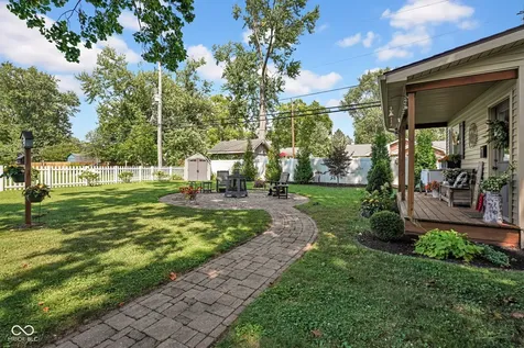 3325 Sycamore Drive Columbus IN 47203