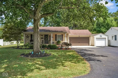 3325 Sycamore Drive Columbus IN 47203