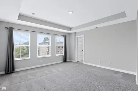 332 Fairfax Way Zionsville IN 46077