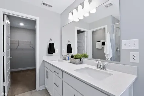 332 Fairfax Way Zionsville IN 46077