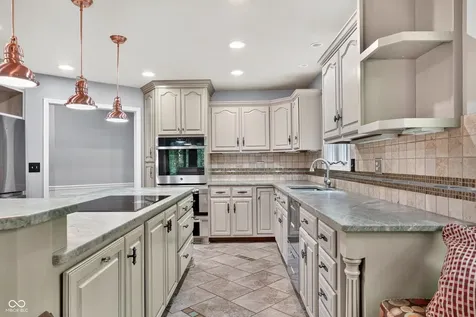 8131 Bounty Court Indianapolis IN 46236