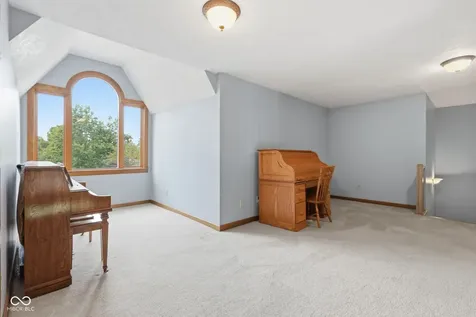6239 W 600 S Trafalgar IN 46181