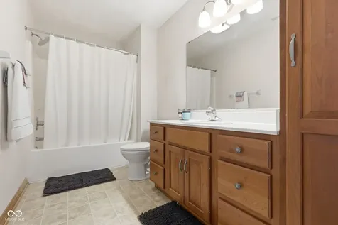 6239 W 600 S Trafalgar IN 46181