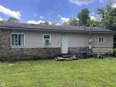 162 W Robertson Morgantown IN 46160