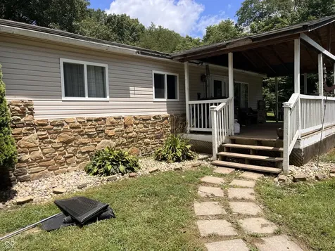 162 W Robertson Morgantown IN 46160