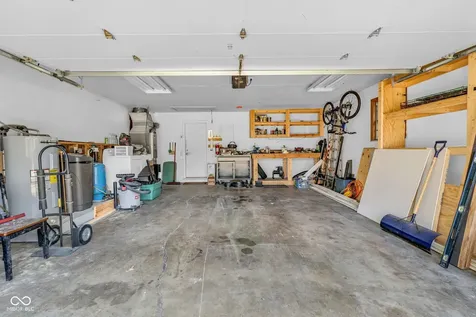 7222 Maple Drive Avon IN 46123