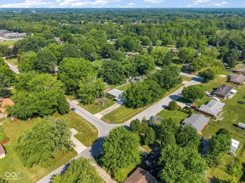 7222 Maple Drive Avon IN 46123