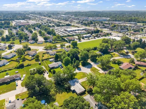 7222 Maple Drive Avon IN 46123