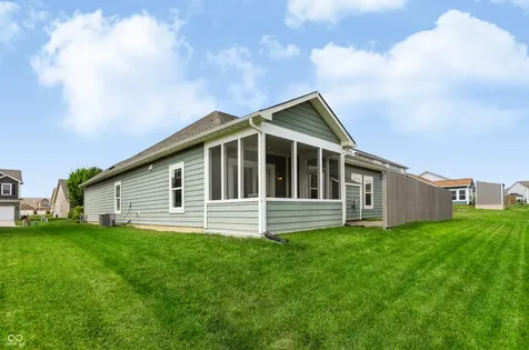 8810 Rowling Way Indianapolis IN 46239