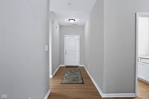 8810 Rowling Way Indianapolis IN 46239