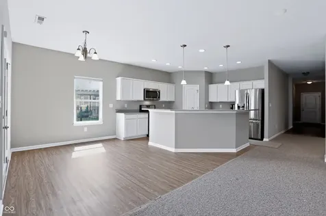 8810 Rowling Way Indianapolis IN 46239