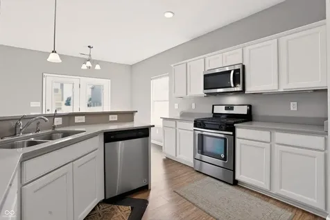 8810 Rowling Way Indianapolis IN 46239