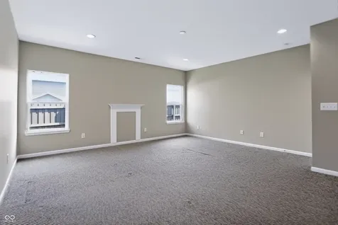 8810 Rowling Way Indianapolis IN 46239