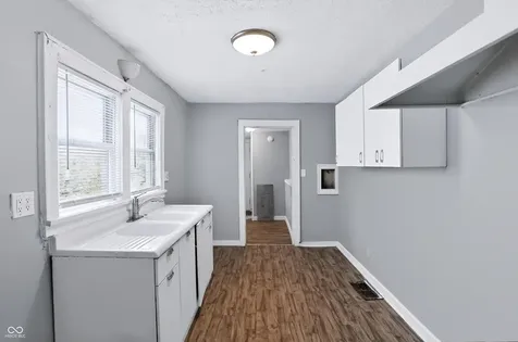 2102 S Biltmore Muncie IN 47302