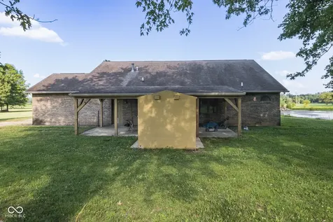 4094 S County Road 200 E Clayton IN 46118