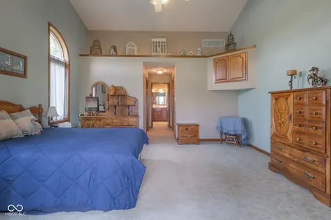 4094 S County Road 200 E Clayton IN 46118
