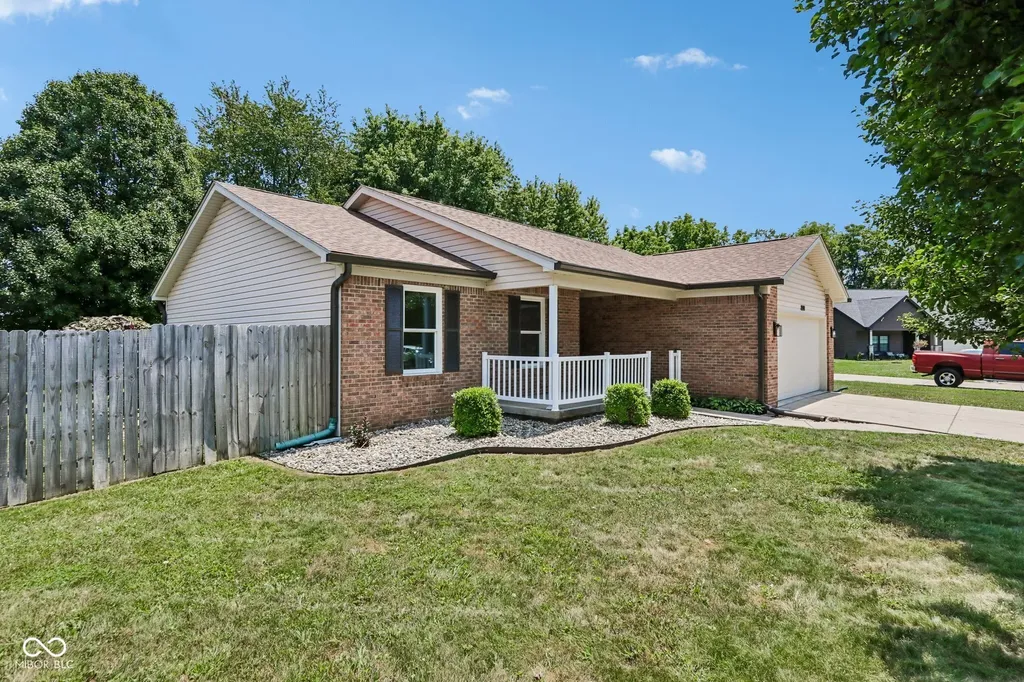 304 Foxridge Court Shelbyville IN 46176