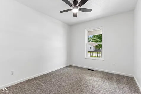 304 Foxridge Court Shelbyville IN 46176