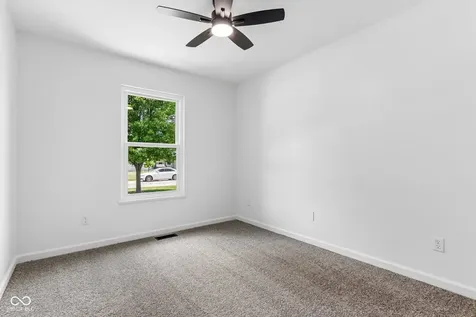 304 Foxridge Court Shelbyville IN 46176