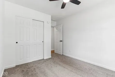 304 Foxridge Court Shelbyville IN 46176