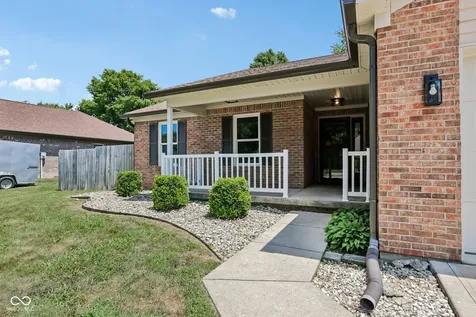 304 Foxridge Court Shelbyville IN 46176