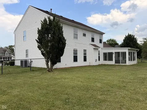 536 Ironridge Court Indianapolis IN 46239
