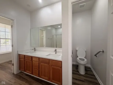 536 Ironridge Court Indianapolis IN 46239