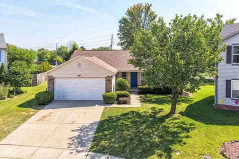 3933 Bergamot Court Indianapolis IN 46235