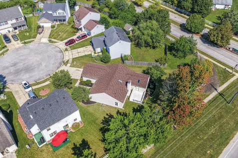 3933 Bergamot Court Indianapolis IN 46235