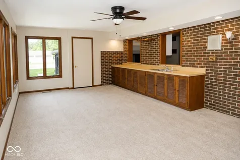 1185 W Country Club Road Crawfordsville IN 47933