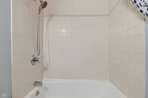 9505 Thornwood Drive Indianapolis IN 46250