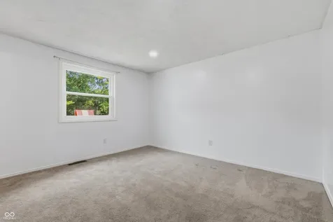 9505 Thornwood Drive Indianapolis IN 46250