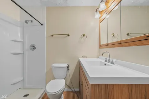 9505 Thornwood Drive Indianapolis IN 46250
