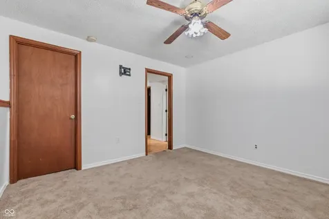 9505 Thornwood Drive Indianapolis IN 46250
