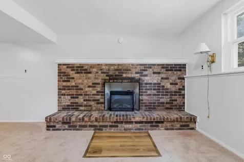 9505 Thornwood Drive Indianapolis IN 46250