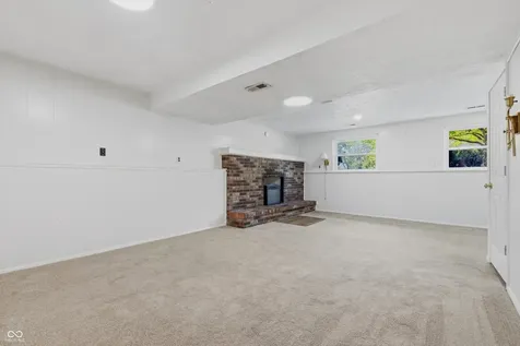 9505 Thornwood Drive Indianapolis IN 46250