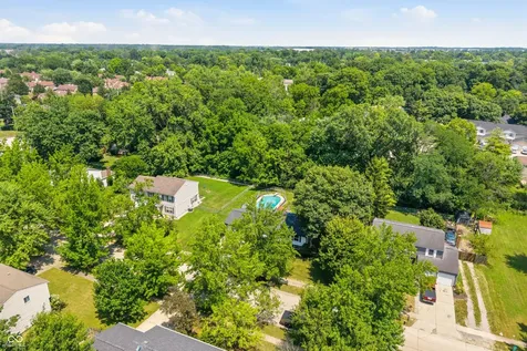 9505 Thornwood Drive Indianapolis IN 46250