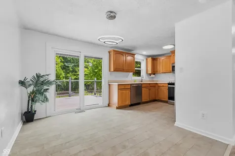 9505 Thornwood Drive Indianapolis IN 46250