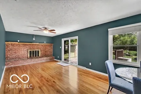 2745 Flintwood Drive Columbus IN 47203