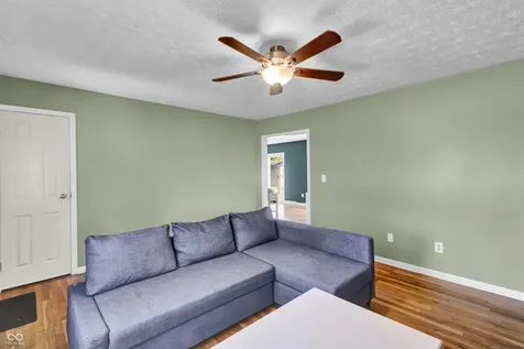 2745 Flintwood Drive Columbus IN 47203