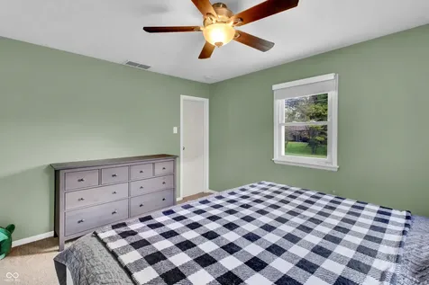 2745 Flintwood Drive Columbus IN 47203